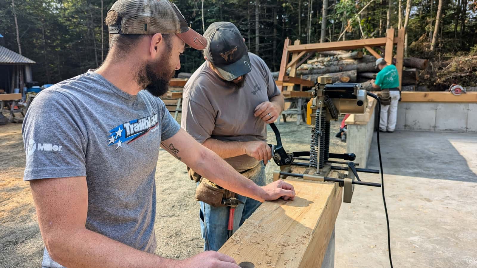 Construction workers on a job site for 1099 subcontractor and employee classification planning